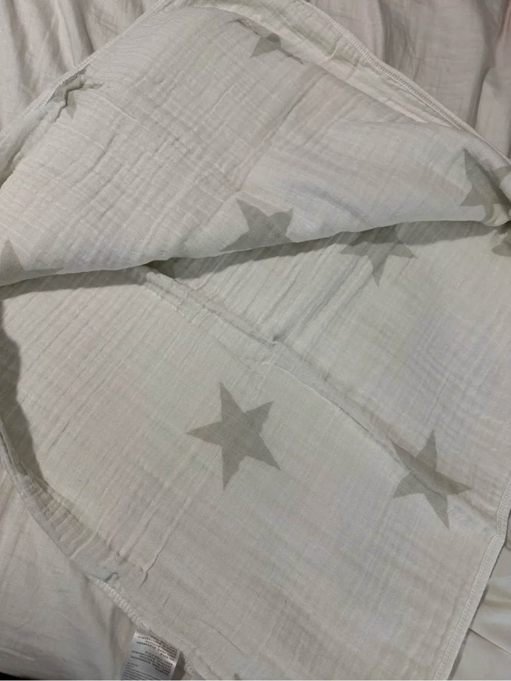 Aden and Anais Dream on Me Neutral Star Muslin Swaddle Blanket